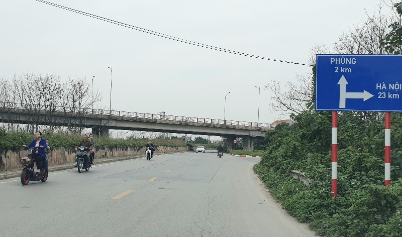 Ngoai thanh Ha Noi: Nguoi dan no nuc du Xuan 