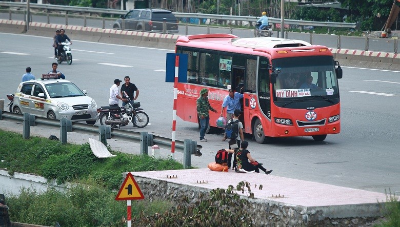 Xu ly xe “du” ben “coc”: Phan dinh ro trach nhiem - Hinh anh 1