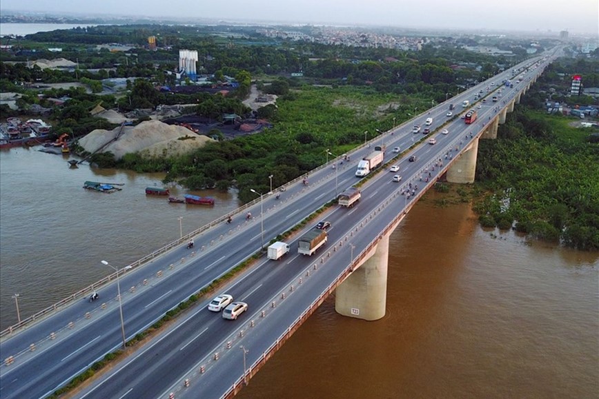 De xuat lap du an giam un tac va tai nan giao thong tren cau Thanh Tri - Hinh anh 1