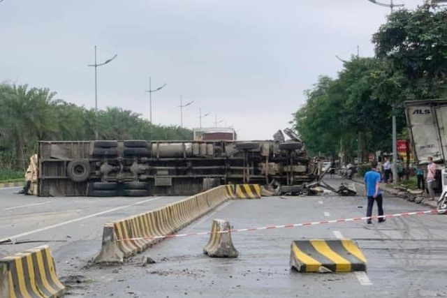 Tai nan giao thong moi nhat hom nay 4/5: Tai nan lien hoan gan san bay Noi Bai, 1 nguoi tu vong - Hinh anh 2