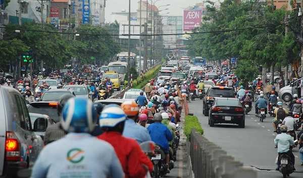 TP Ho Chi Minh: Cam xe duong Nguyen Van Huong tu 5/5 den 15/6/2021 - Hinh anh 1