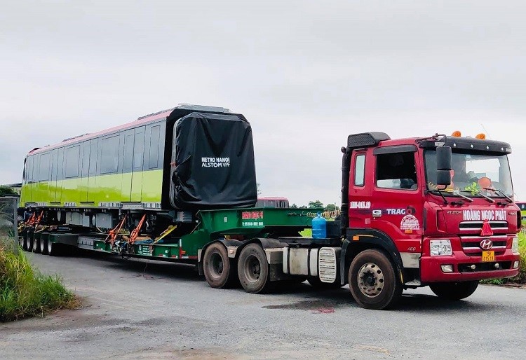 Doan tau thu 5 du an duong sat Nhon - Ga Ha Noi da ve den Ha Noi - Hinh anh 1