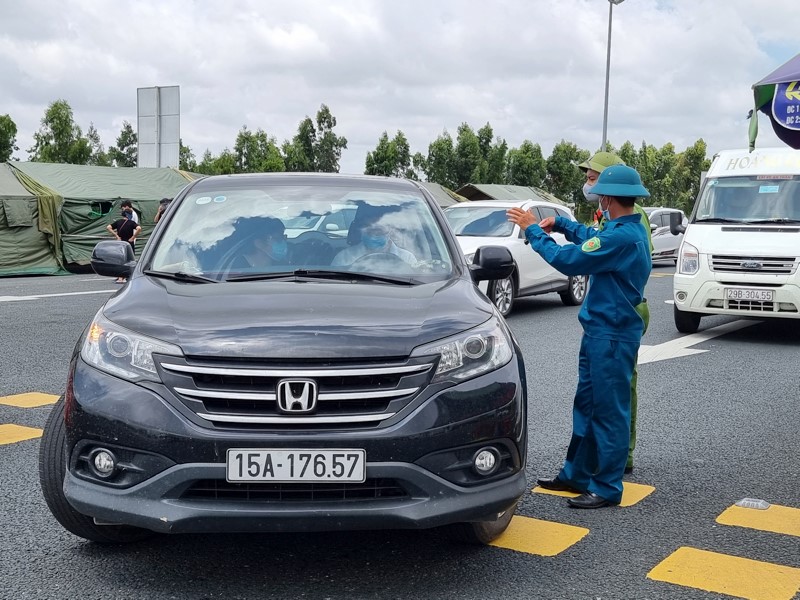 Hai Phong ap dung bien phap cach ly doi voi nguoi den tu TP Ho Chi Minh - Hinh anh 1