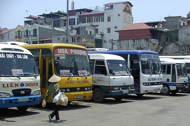 Xang, dau tang gia: Doanh nghiep van tai them ganh nang - Hinh anh 1