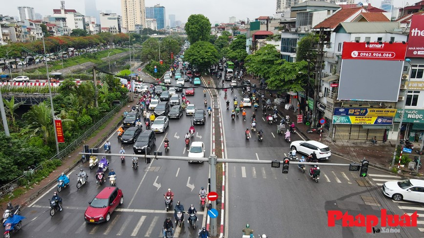 Hien trang duong Lang duoc de xuat mo rong len 53,5m - Hinh anh 5