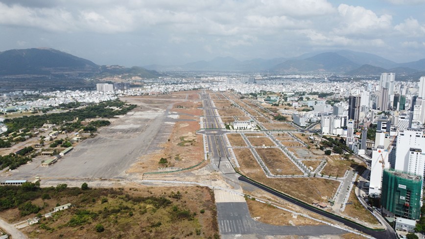 Dien bien moi vu giao dat san bay Nha Trang cu  - Hinh anh 2