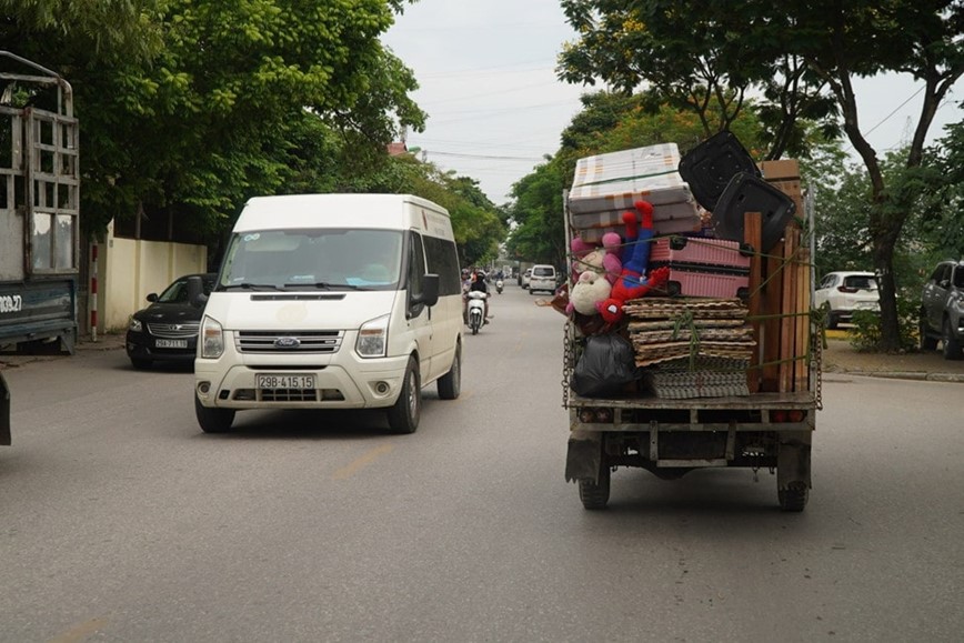 Xe ba banh, xe tu che “tai chiem” duong pho Ha Noi - Hinh anh 9