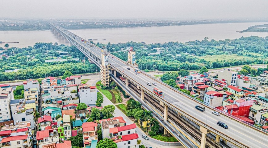 Nhung cay cau di cung nam thang tai Ha Noi - Hinh anh 3