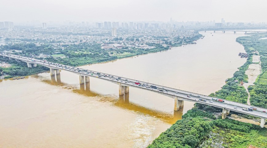 Nhung cay cau di cung nam thang tai Ha Noi - Hinh anh 6