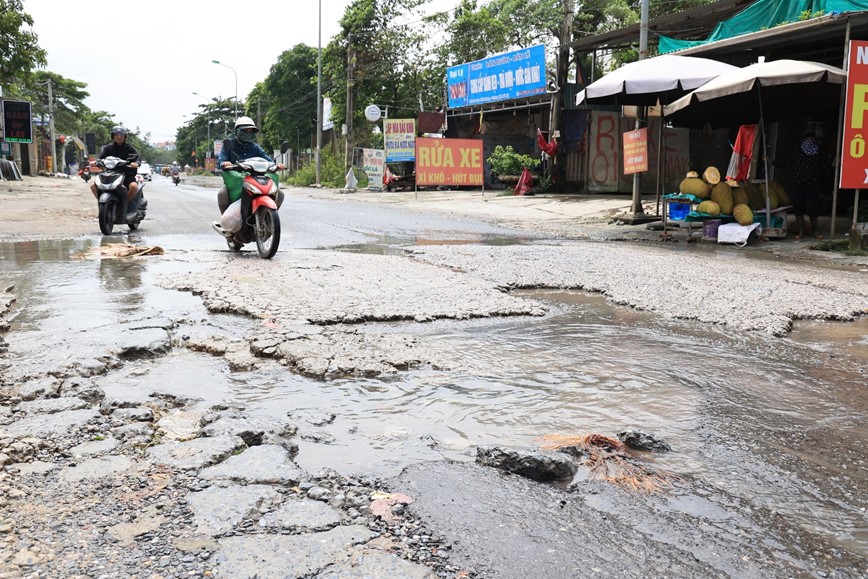 Ha Noi: Nhieu du an giao thong trong diem ngap sau bao so 3 - Hinh anh 7