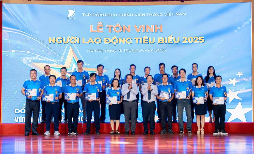 Ha Noi quyet tam giai quyet un tac giao thong - Hinh anh 39