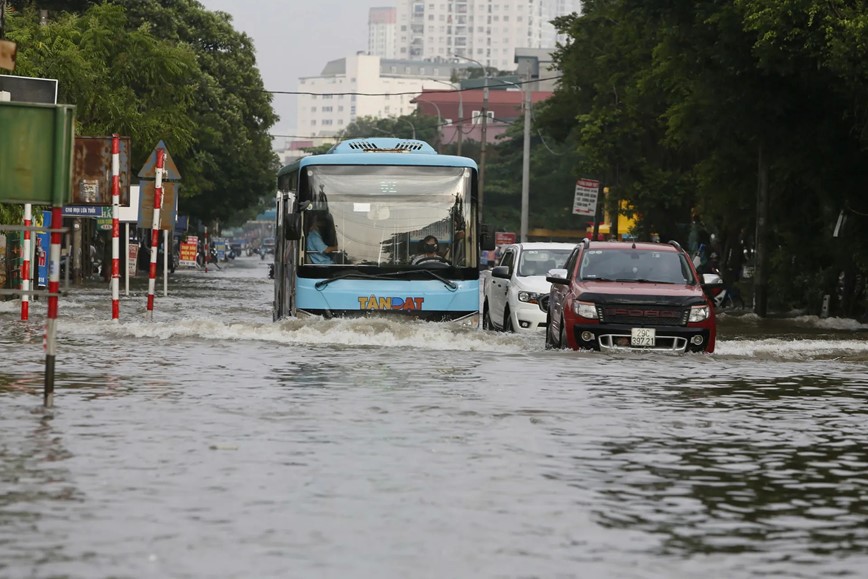 Sở Xây dựng Hà Nội chủ động lên phương án ứng phó với mưa bão - Hình ảnh 1 So Xay dung Ha Noi chu dong len phuong an ung pho voi mua bao - Hinh anh 1
