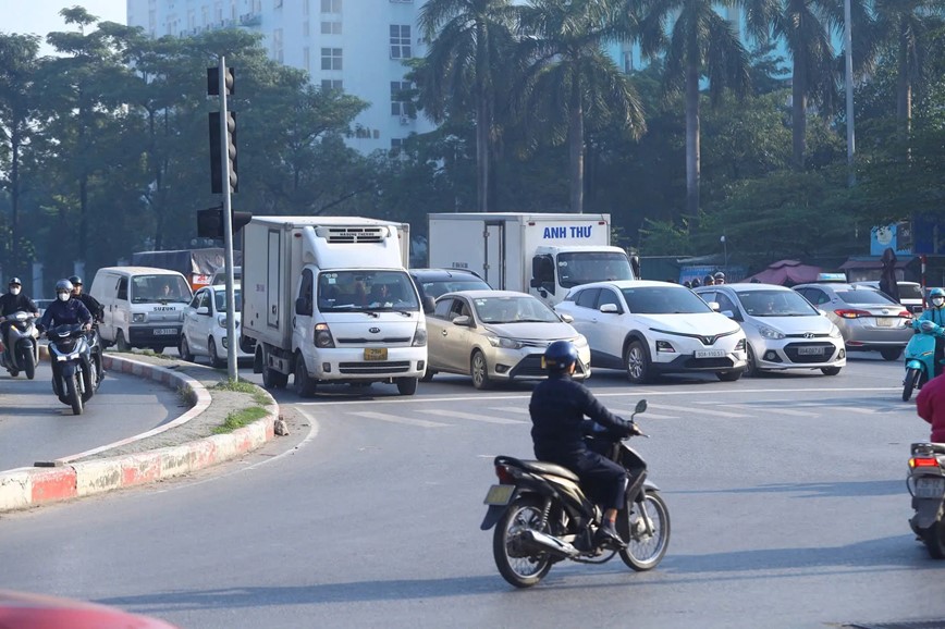 Giam ap luc giao thong tai nut giao “luon tac”  Phan Trong Tue - Xa La - Pham Tu - Hinh anh 10