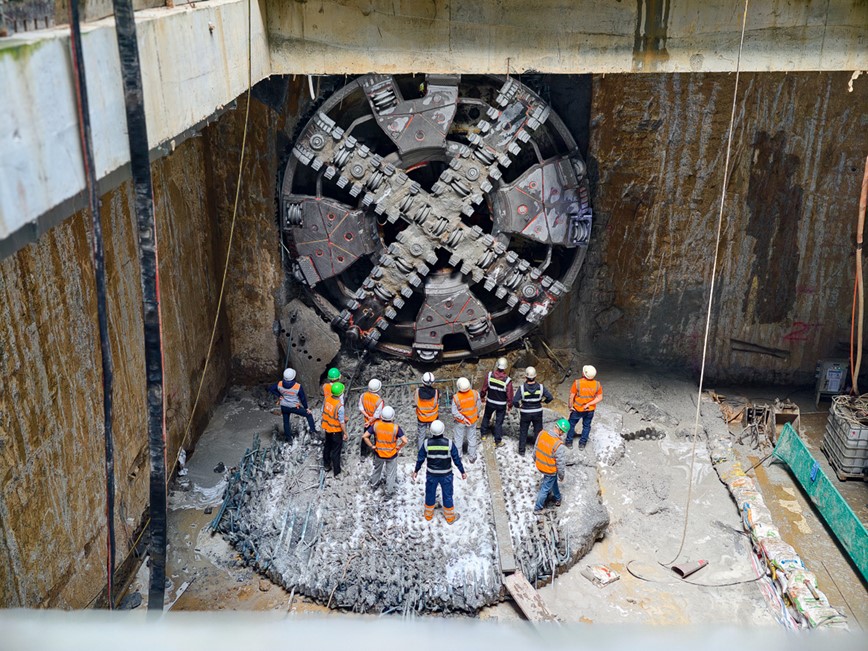 Robot dao ham “Than Toc” hoan thanh khoan 4km xuyen long dat ve dich - Hinh anh 9