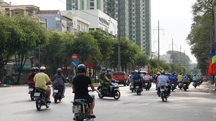 TP Ho Chi Minh: Ket thuc 22 ngay cach ly xa hoi, nguoi dan van han che di lai - Hinh anh 3