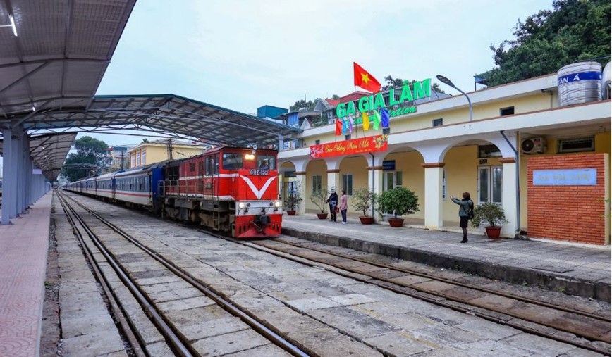 Ve dep sau chinh trang cac nha ga tren tuyen Ha Noi - Hai Phong - Hinh anh 1