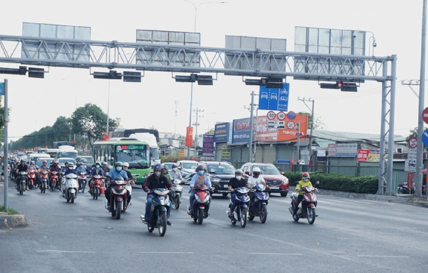 De xuat dau tu 19.617 ty dong lam cao toc TP Ho Chi Minh - Moc Bai - Hinh anh 1