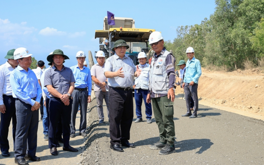 Thu tuong kiem tra, doc thuc cac du an cao toc trong diem - Hinh anh 1