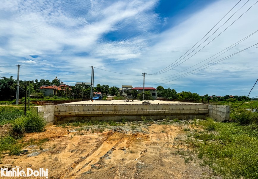 Du an nang cap, cai tao Tinh lo 412 thi cong dang do, do dau? - Hinh anh 11