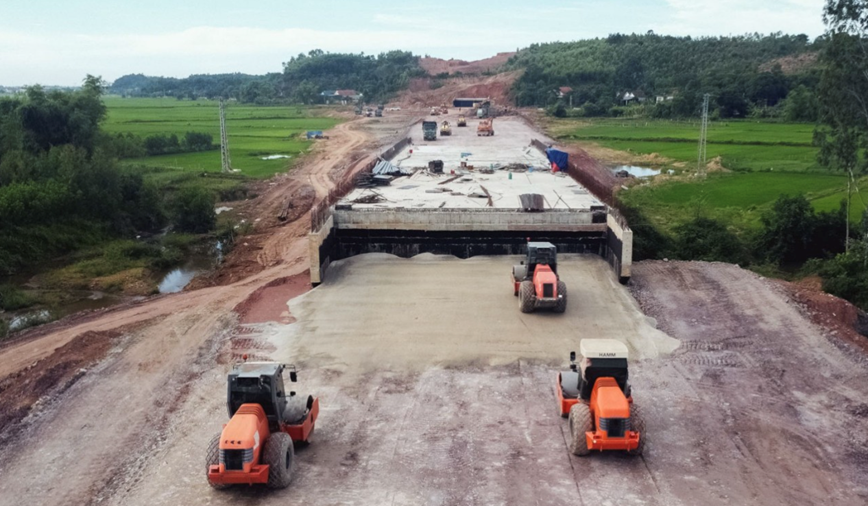 De nghi go kho vat lieu cho nha thau cao toc Vung Ang - Bung trong thang 7/2024 - Hinh anh 1