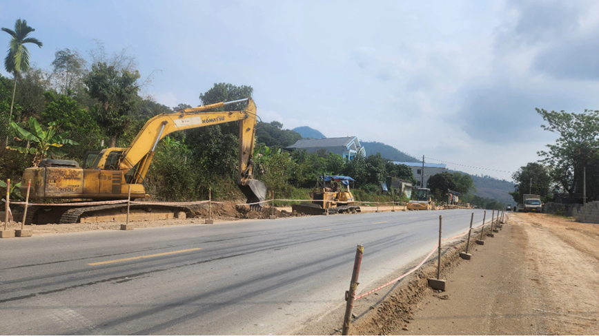 Thuc tien do giai phong mat bang du an nang cap QL6 doan tranh TP Hoa Binh - Hinh anh 1