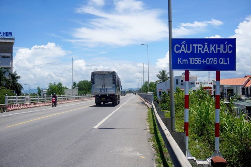 Can canh sua cau giao thong huyet mach tren quoc lo 1A - Hinh anh 12