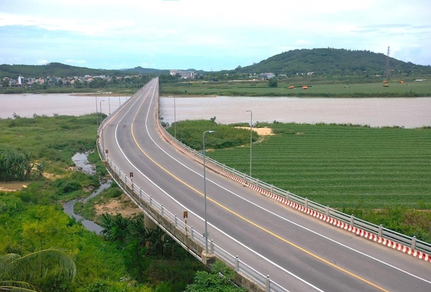 Can canh sua cau giao thong huyet mach tren quoc lo 1A - Hinh anh 8