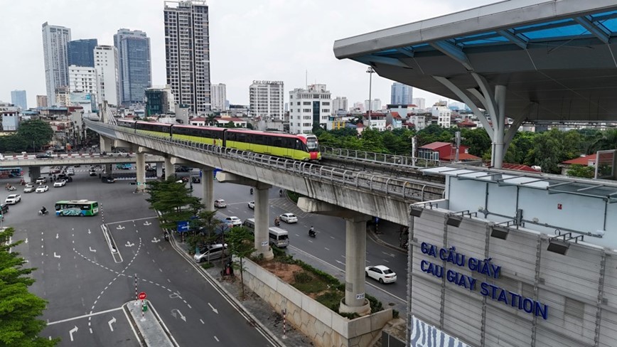 Metro Nhon-ga Ha Noi chinh thuc khai thac thuong mai - Hinh anh 3