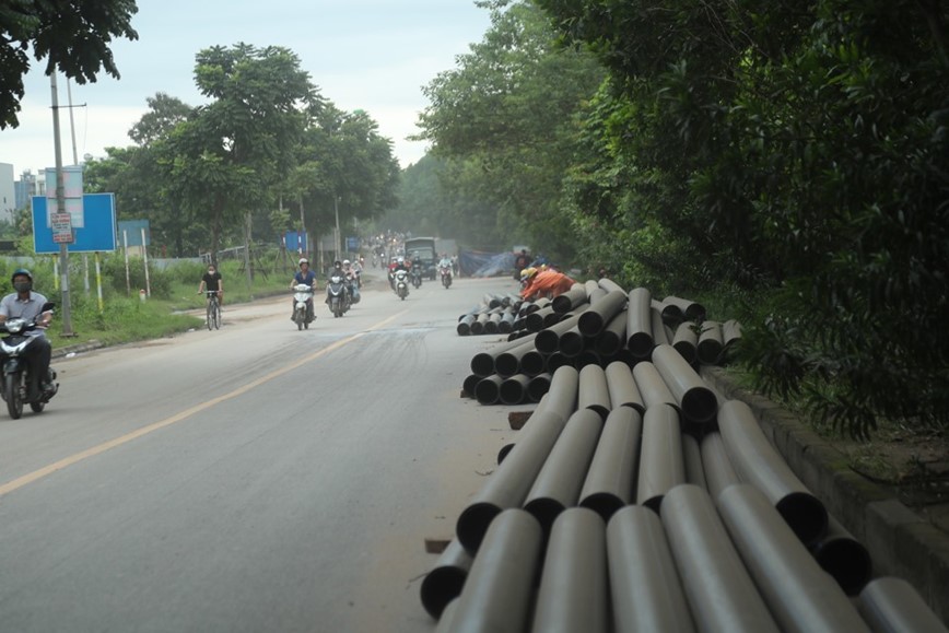 Dan kho vi thi cong duong dien tren Dai lo Thang Long - Hinh anh 8