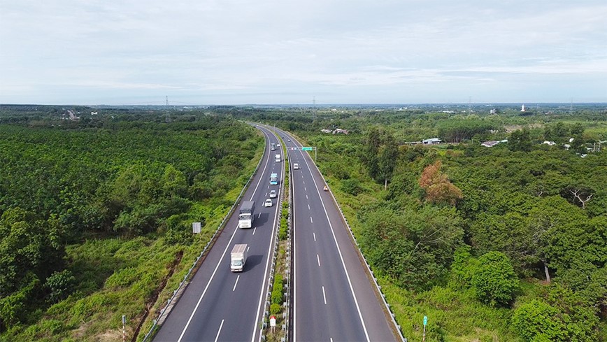 Bo GTVT ung ho phuong an VEC dau tu mo rong 22 km cao toc TP Ho Chi Minh - Long Thanh - Hinh anh 1