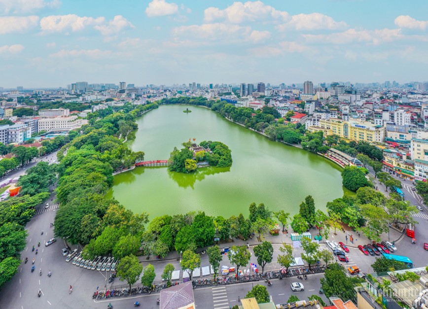 Hoan Kiem keo dai thoi gian hoat dong khong gian di bo dip nghi le 2/9 - Hinh anh 1