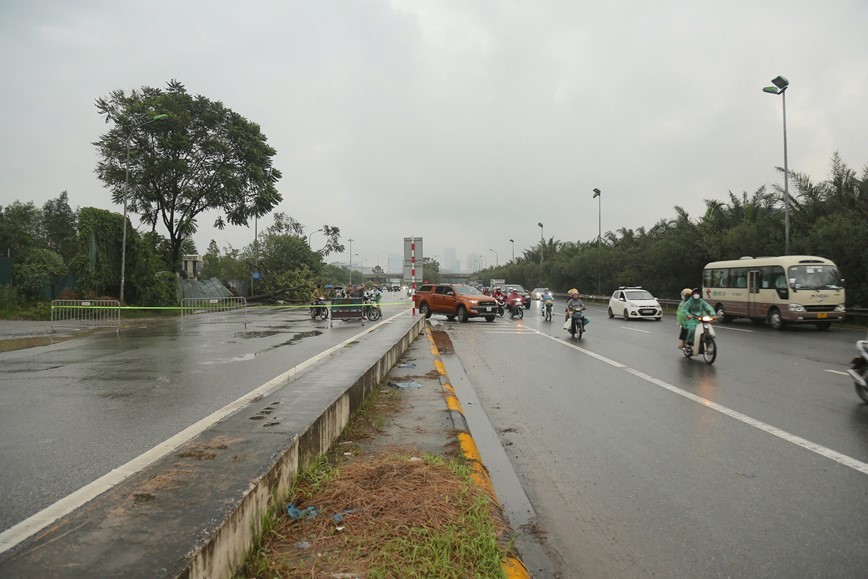 Dieu chinh phuong an to chuc giao thong tren duong gom Dai lo Thang Long - Hinh anh 1