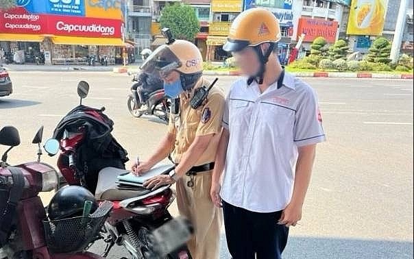 TP Ho Chi Minh: cao diem xu ly vi pham giao thong o lua tuoi hoc sinh - Hinh anh 1