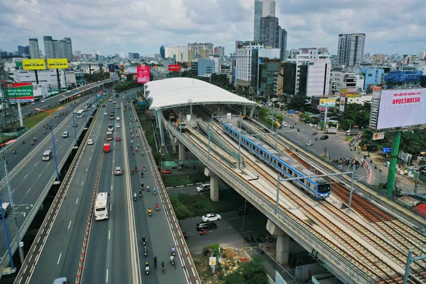 Van hanh thu metro Ben Thanh - Suoi Tien tu ngay 14/10 - Hinh anh 1