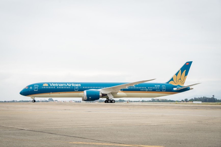 Vietnam Airlines nhan 3 may bay moi bo sung hon 100.000 cho cho Tet 2025 - Hinh anh 1