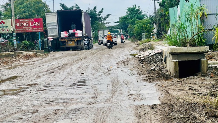 Lanh dao tinh Quang Nam thuc tien do du an duong 14E - Hinh anh 1