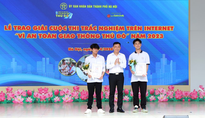 Lan toa van hoa giao thong den moi nguoi, moi nha - Hinh anh 1