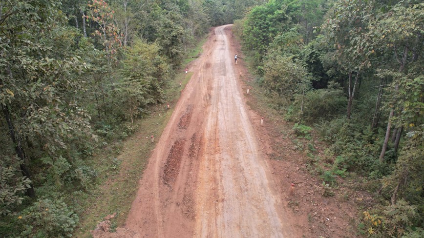 Quoc lo 14C qua tinh Dak Nong xuong cap nghiem trong - Hinh anh 4