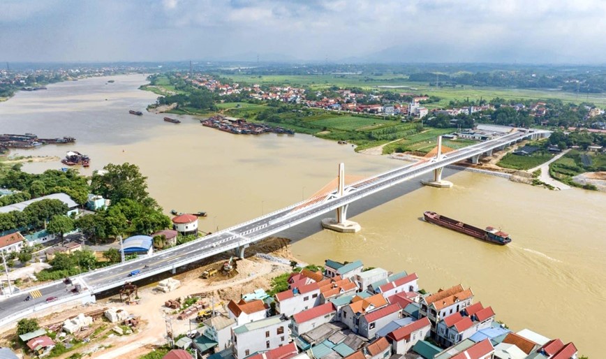 Cham dut hoat dong ben pha Then qua song Lo noi tinh Vinh Phuc - Phu Tho - Hinh anh 1