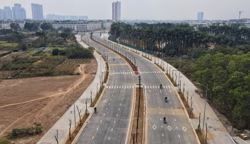 Ha Noi: khai thac tam 2 doan tuyen duong Le Quang Dao keo dai - Hinh anh 1