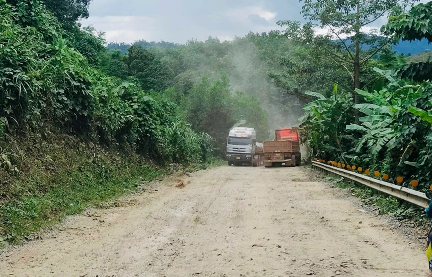 Khan truong khac phuc hu hong, dam bao giao thong tren quoc lo 14D - Hinh anh 1