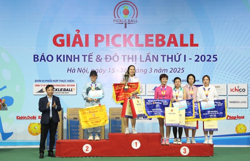 Be mac Giai “Pickleball Bao Kinh te & Do thi lan thu I - 2025” - Hinh anh 10