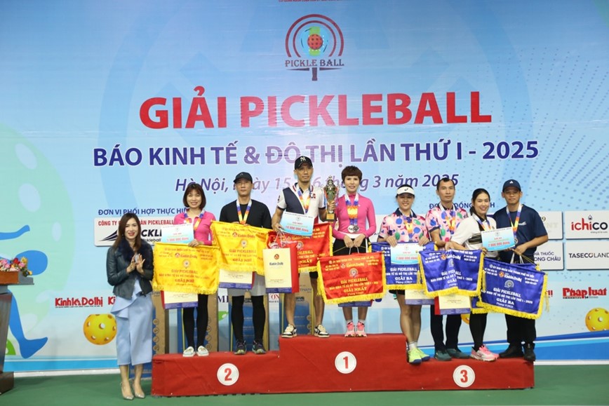 Be mac Giai “Pickleball Bao Kinh te & Do thi lan thu I - 2025” - Hinh anh 14