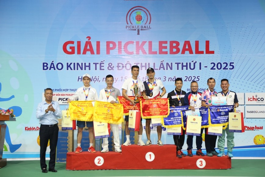 Be mac Giai “Pickleball Bao Kinh te & Do thi lan thu I - 2025” - Hinh anh 11