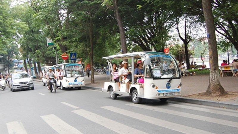 Dung hoat dong xe dien tuyen ho Hoan Kiem - Hoang thanh Thang Long - Hinh anh 1