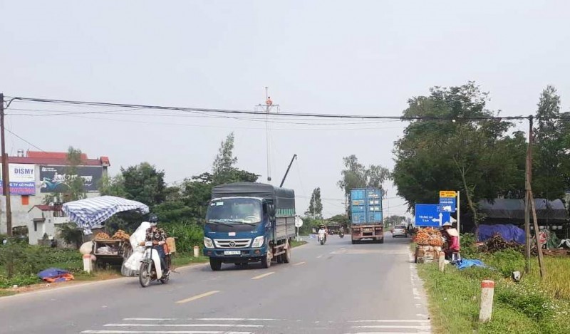 An hoa giao thong tu viec 'hop cho' tren duong - Hinh anh 1