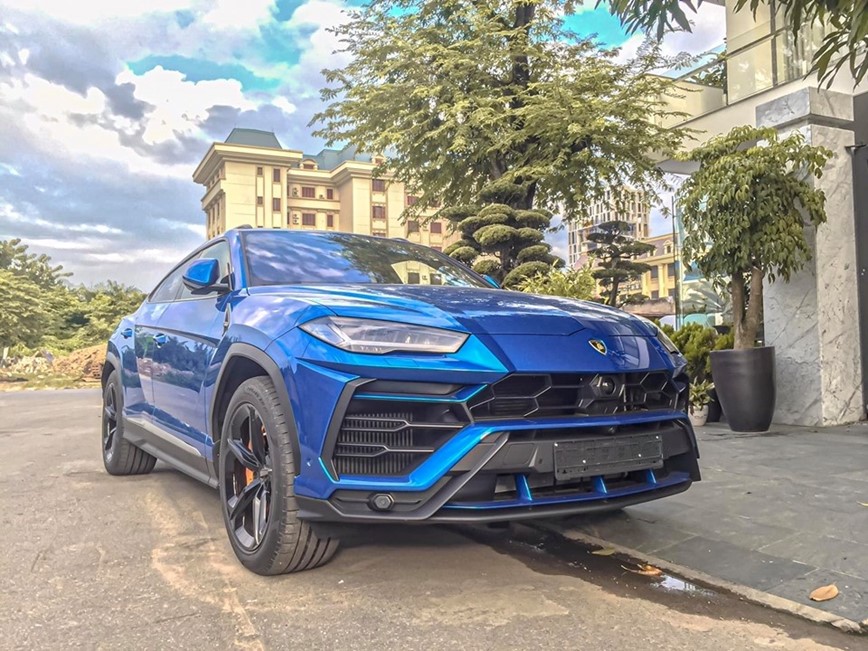 Loat xe Lamborghini Urus hang chuc ty dong cua dai gia Viet - Hinh anh 1