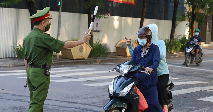 Quan Ba Dinh: Xu ly nghiem cac vi pham trat tu do thi - Hinh anh 1