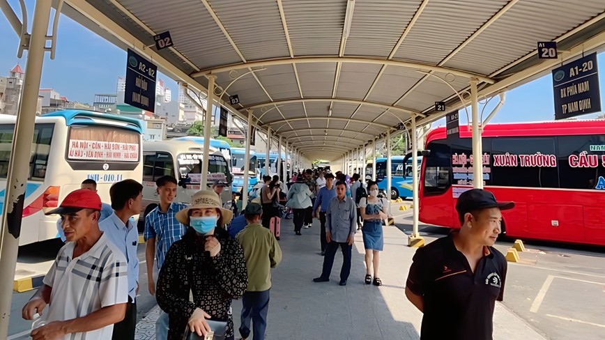 Ha Noi: Du phong 2.500 xe phuc vu Tet 2024 - Hinh anh 1