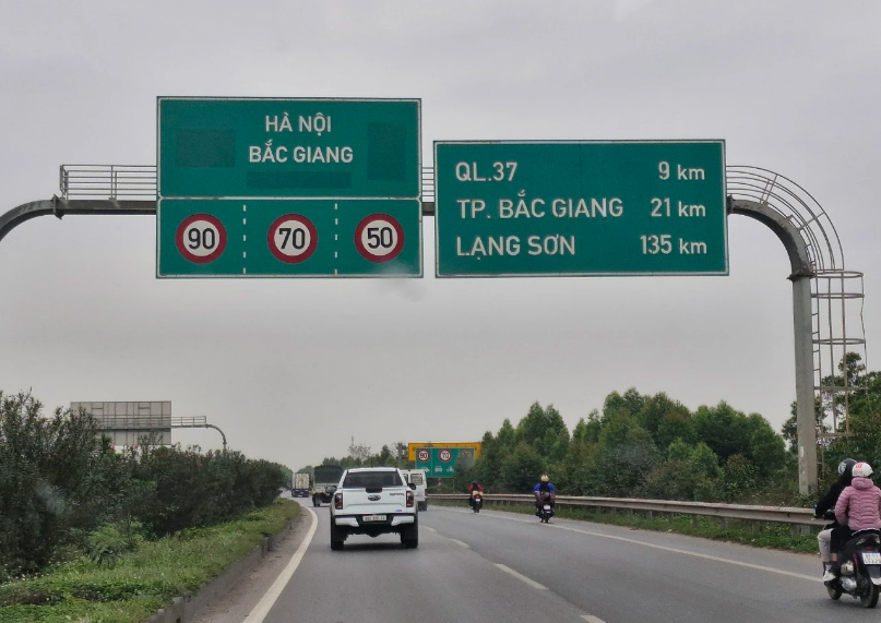 Bo GTVT chi dao xu ly cac bat cap tren cao toc Ha Noi - Bac Giang - Hinh anh 1